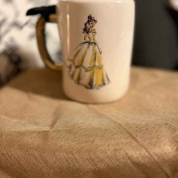 💕🌼 Rae Dunn Disney collection “True Beauty” bell - Picture 3 of 6